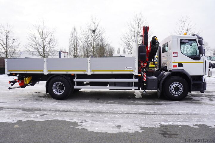 Platformă cu macara Renault RENAULT C280 DTI 8 / FASSI crane 8 m