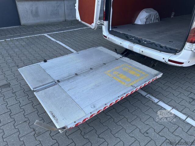 κλειστό βαν Mercedes-Benz Sprinter 319 1.9 CDI / L3 H2 / Loadlift 500 kg ...