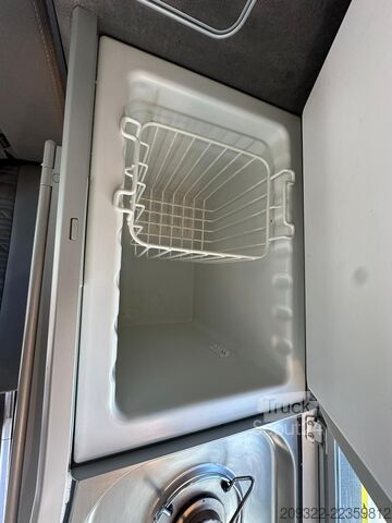 Autocamper Volkswagen California Coast 2022 | Cambio automatico | Tetto a soffietto