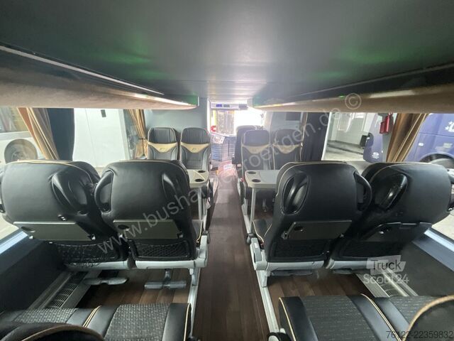 Dubbeldekkers Neoplan Skyliner L