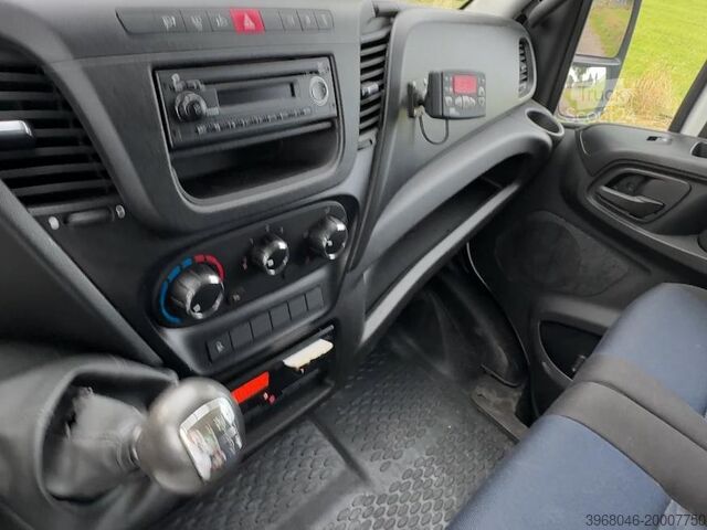 Hladilni zabojni kombiji Iveco Daily 72C180 - E6 - Carrier Xarios 600