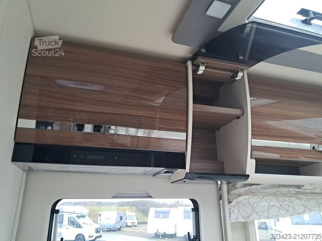 Polintegriran avtodom EURAMOBIL Contura CT 766 EF Luminary Paket, Markise