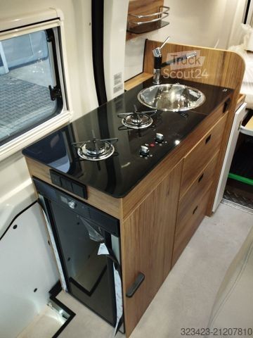 Obytný vůz KARMANN Dexter 4x4 DE 560 AW Allrad 4x4, RFK, Alufelgen