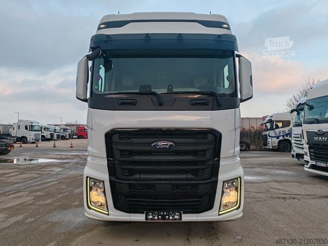 Standart çekici ünitesi FORD F-MAX 500