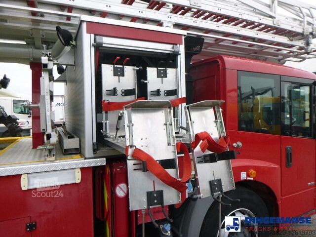 İtfaiye aracı Mercedes-Benz Econic 6x2 RHD Magirus ALP325 fire truck