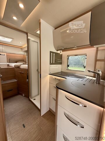 CAMPING-CAR BURSTNER IXEO I 728 G