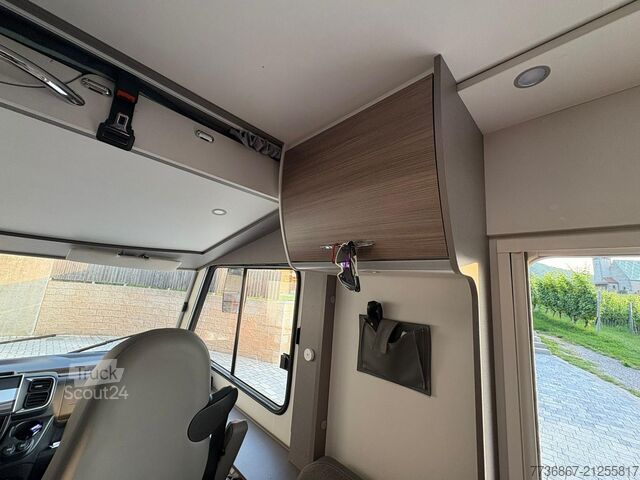 Integrated camper Etrusco I6900
