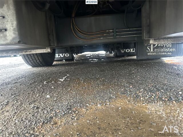 Kranbil Volvo FH crane truck 8x2 w/ 95 t/m crane, jib and winch,