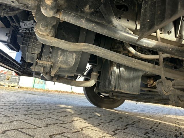 Fourgon tôlé MAN TGL 8.160 / Seitentür / LBW