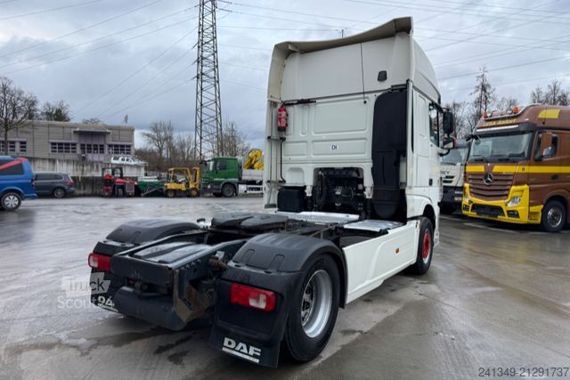 Standardni vlačilec DAF XF460 4x2