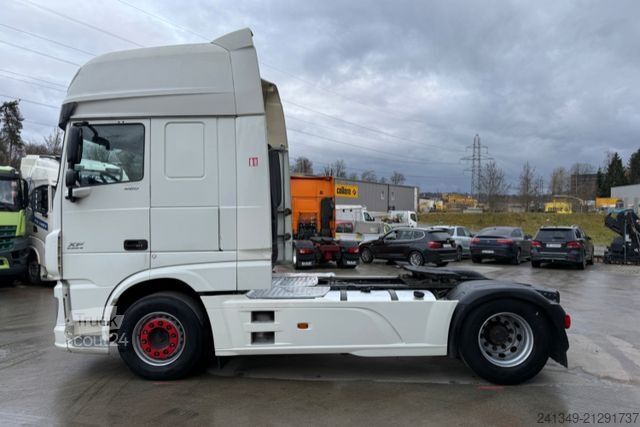 Standardni vlačilec DAF XF460 4x2