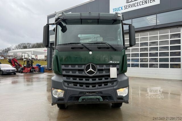 Tractor estándar MERCEDES-BENZ Arocs 1843 4x2 Hydraulik