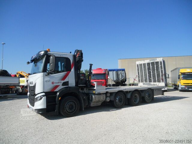 Standard nyergesvontató Iveco X-WAY AD320S480