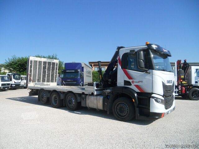 Standard nyergesvontató Iveco X-WAY AD320S480