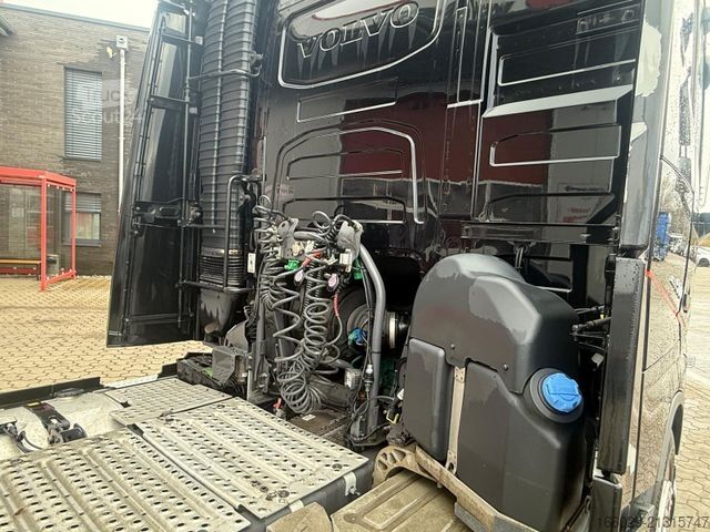 Standard SZM VOLVO FH500 Vollaustattung höhenverstell. Sattelplatte