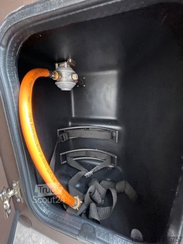 Kamper BÜRSTNER Habiton HMX 6.0 (ALLRAD-190PS)  *Offroad*