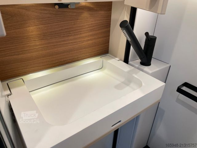 Kamper BÜRSTNER Habiton HMX 6.0 (ALLRAD-190PS)  *Offroad*