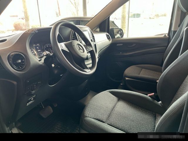 Minibus MERCEDES-BENZ Vito Tourer 116 CDI AHK+AUTOMATIK+KLIMA+TEMPOMAT