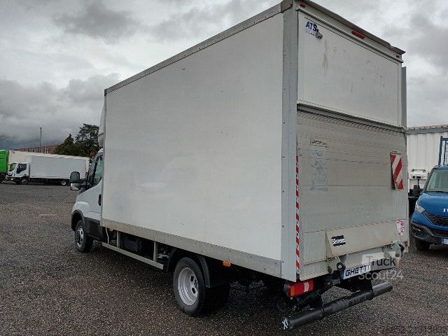 Camión caja IVECO 35C16