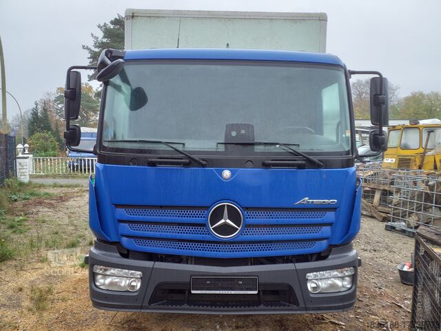 Transportör med resväska Mercedes-Benz Atego