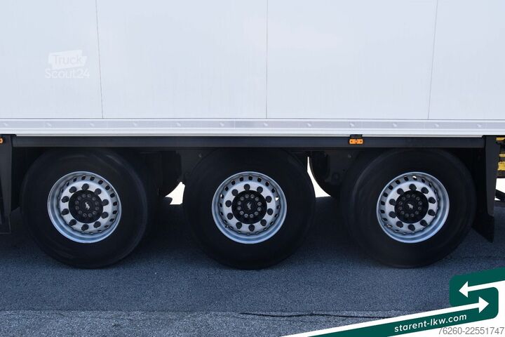 Reefer semitrailer SCHMITZ CARGOBULL ThermoKing SLXi300 Doppelstock Ferry Lash. FP60