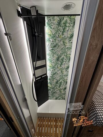 Yarı entegre karavan EURAMOBIL Profila T 720 EF Mondial Pack FAS Zusatzbett