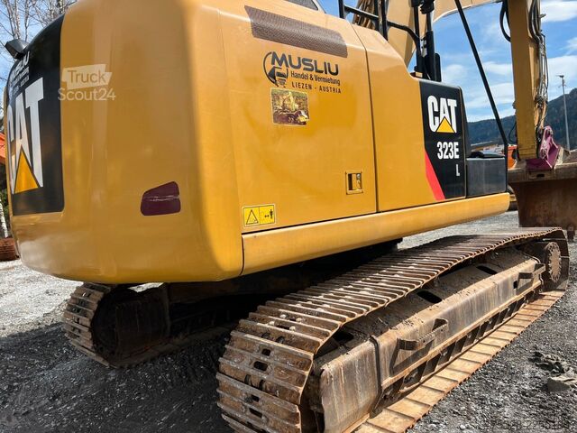 Kettenbagger CATERPILLAR 323 E Powertilt 2x Löffel Top