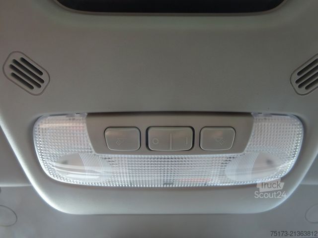 Minibus FORD Transit Kombi Trend 350 L3H2 360Kam Navi Klima