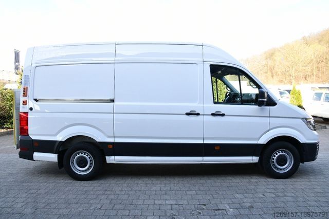 Kastenwagen hoch VOLKSWAGEN Crafter Kasten Ladebordwand Massagesitz L2H2 LBW