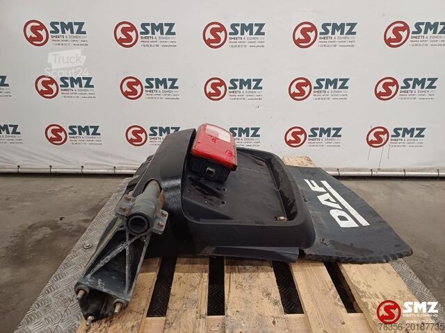 Kotflügel Daf Occ spatbord + spatbordsteun rechtsachteraan DAF