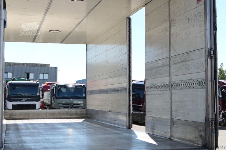 Boxtrailer ACKERMANN-FRUEHAUF A 18 Koffer 43m³ Durchladesystem