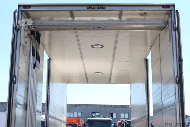 Boxtrailer ACKERMANN-FRUEHAUF A 18 Koffer 43m³ Durchladesystem