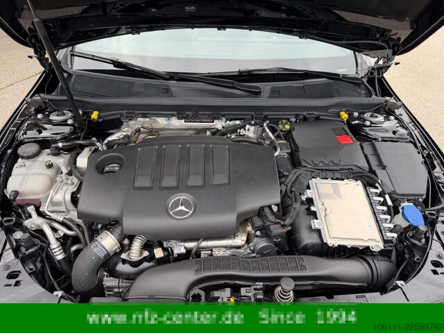 Furgons MERCEDES-BENZ A 180 d Progressive/KEYLESS-GO/360°Kamera/AHK