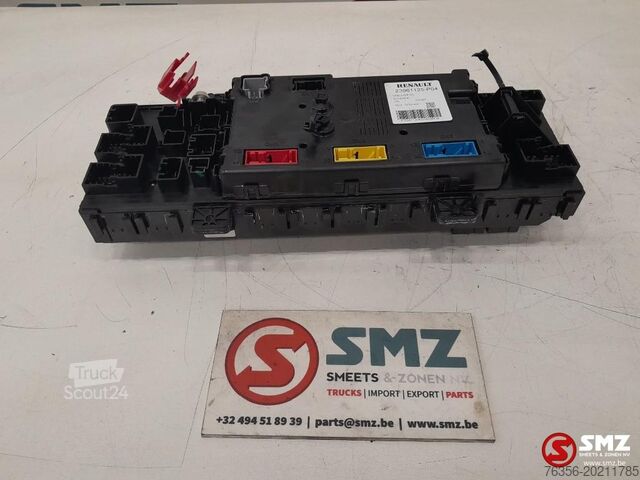 Management motor Renault Occ ECU VMCU2 regeleenheid Renault