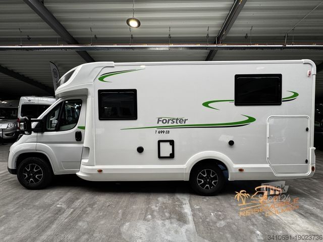 Halvintegrerad husbil FORSTER T 699EB RFK Skyroof Hubbett Alufelgen