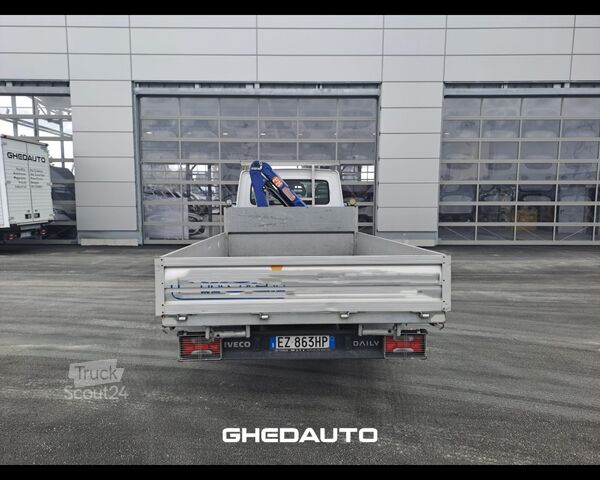 Minibus IVECO DAILY 35C11 - CASSONE FISSO CASTAGNI + GRU PM