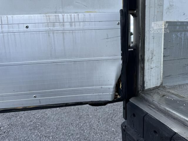 Semi-remorque frigorifique Schmitz Cargobull SKO 24 Bitemp / Multitemp Thermi King Spectrum