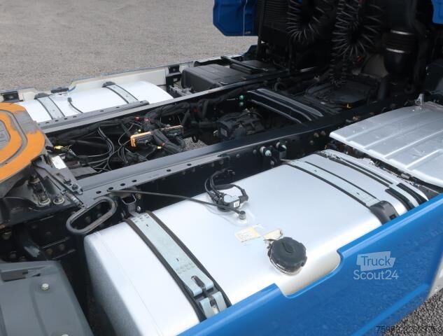 Standard trækkerunit MAN 18.520 BLS TGX Intarder GX Kabine Navi neue Reifen
