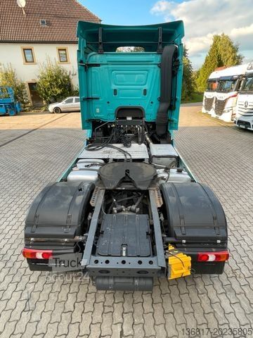 Standard nyergesvontató MERCEDES-BENZ Antos 1843 BL Retarder Schubbodenhydr.