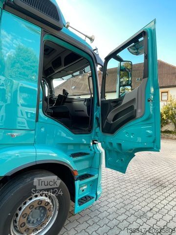Standard nyergesvontató MERCEDES-BENZ Antos 1843 BL Retarder Schubbodenhydr.