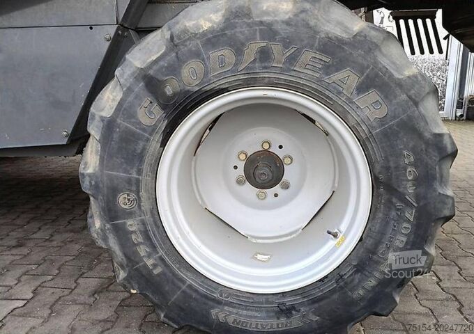 Combina de recoltat Laverda M 306