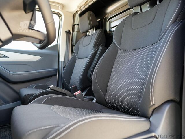 Minibús Maxus eDeliver 3 L1 H1 50kWh SWB 160 PS 3-phasig Laden