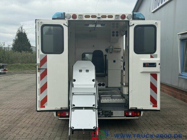 Brandbil Volkswagen T5 2.0 TDI Autom KTW Krankentransport inkl Liege