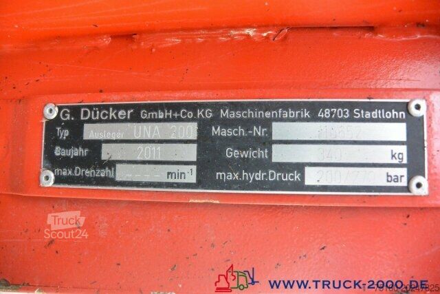 Varevogn Multicar Dücker Uni Arm UNA 200 Ausleger + Kontergewicht