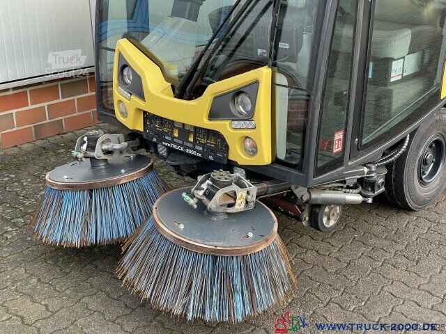 Cestna čistilnica Schmidt Johnston Bucher Sweeper CX 201 Kehren + Sprühen Klima