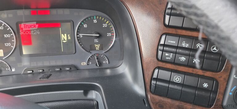 Tovorno vozilo s ravno platformo in ponjavo Mercedes-Benz 1832 Edscha, Top Condition Aufbau 6,50 m