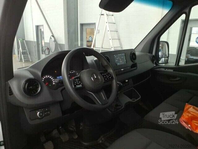 High top van Mercedes-Benz Sprinter 519 CDI Hochdach AHK L3H2