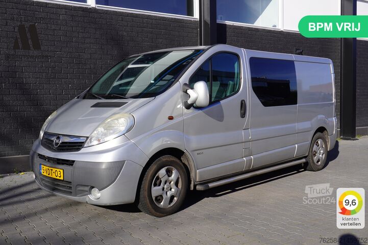Fourgon tôlé Opel Vivaro 2.5 CDTI L2 Dubbele Cabine - Airco - Nav...