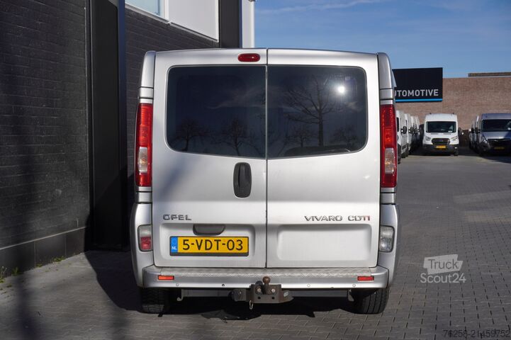 Fourgon tôlé Opel Vivaro 2.5 CDTI L2 Dubbele Cabine - Airco - Nav...