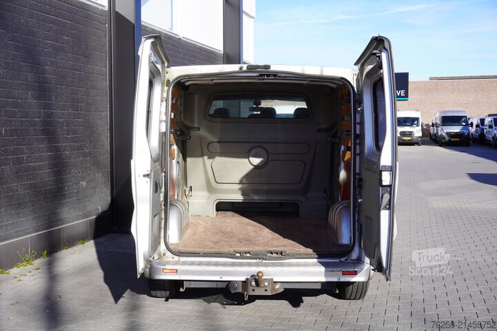 Fourgon tôlé Opel Vivaro 2.5 CDTI L2 Dubbele Cabine - Airco - Nav...